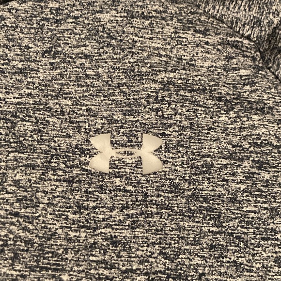 Under Armour navy blue marl short sleeve shirt with gray logo Size XXL Tall - Picture 2 of 5